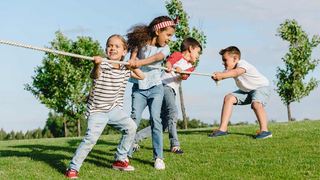 Çocuklarla Yapılacak Etkinlikler Halat çekme yarışı