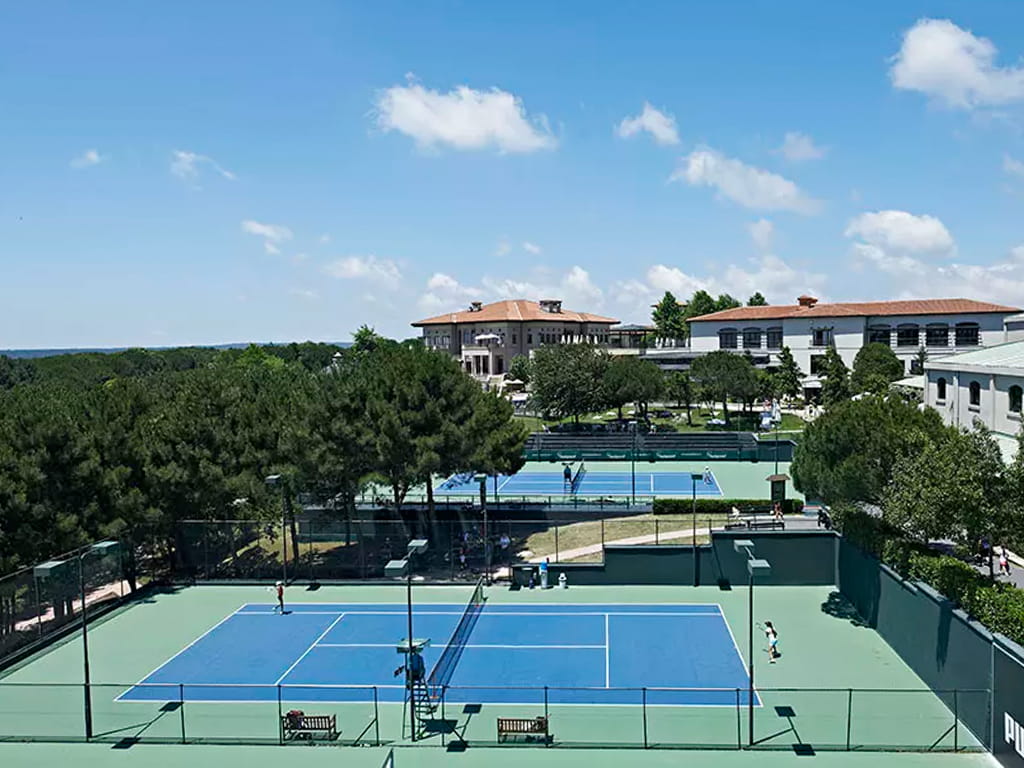 Kemer Country Club Tenis Kortu