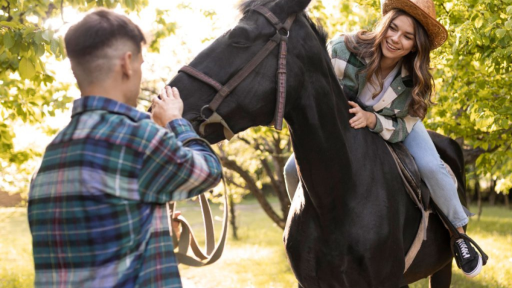 At Binme Kursu Ücretleri At Binme Kursu Ücretleri